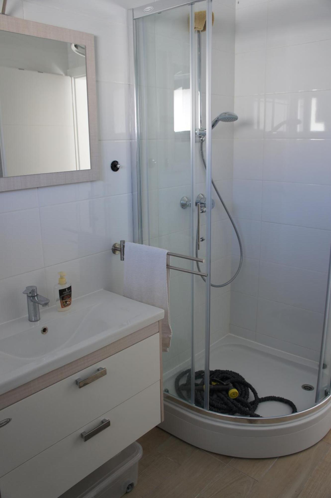 Apartment White Vantacici Kültér fotó